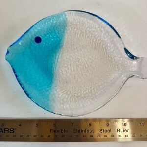 Blue Glass Fish-Shaped Glass Plate
